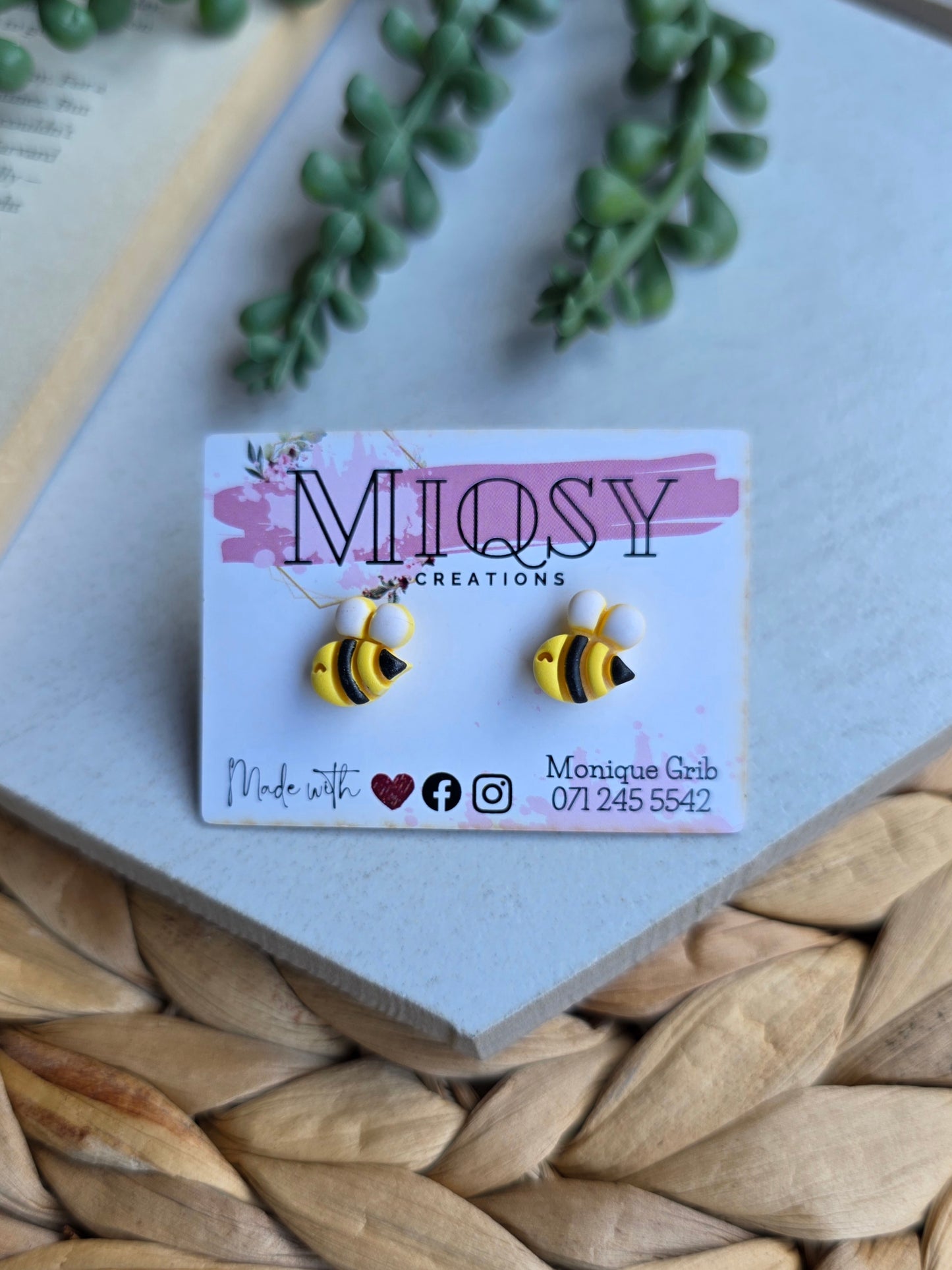 Bee Studs