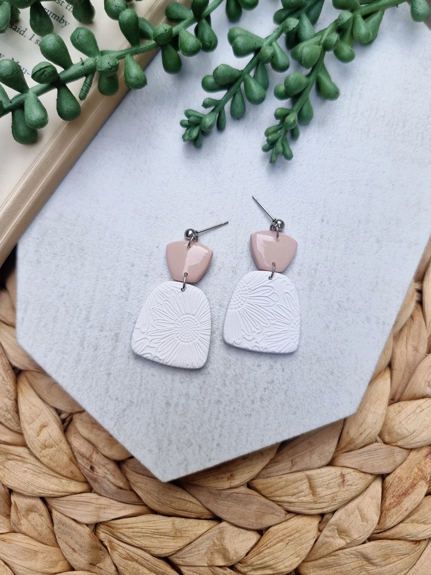 White & Nude Textured Dangle