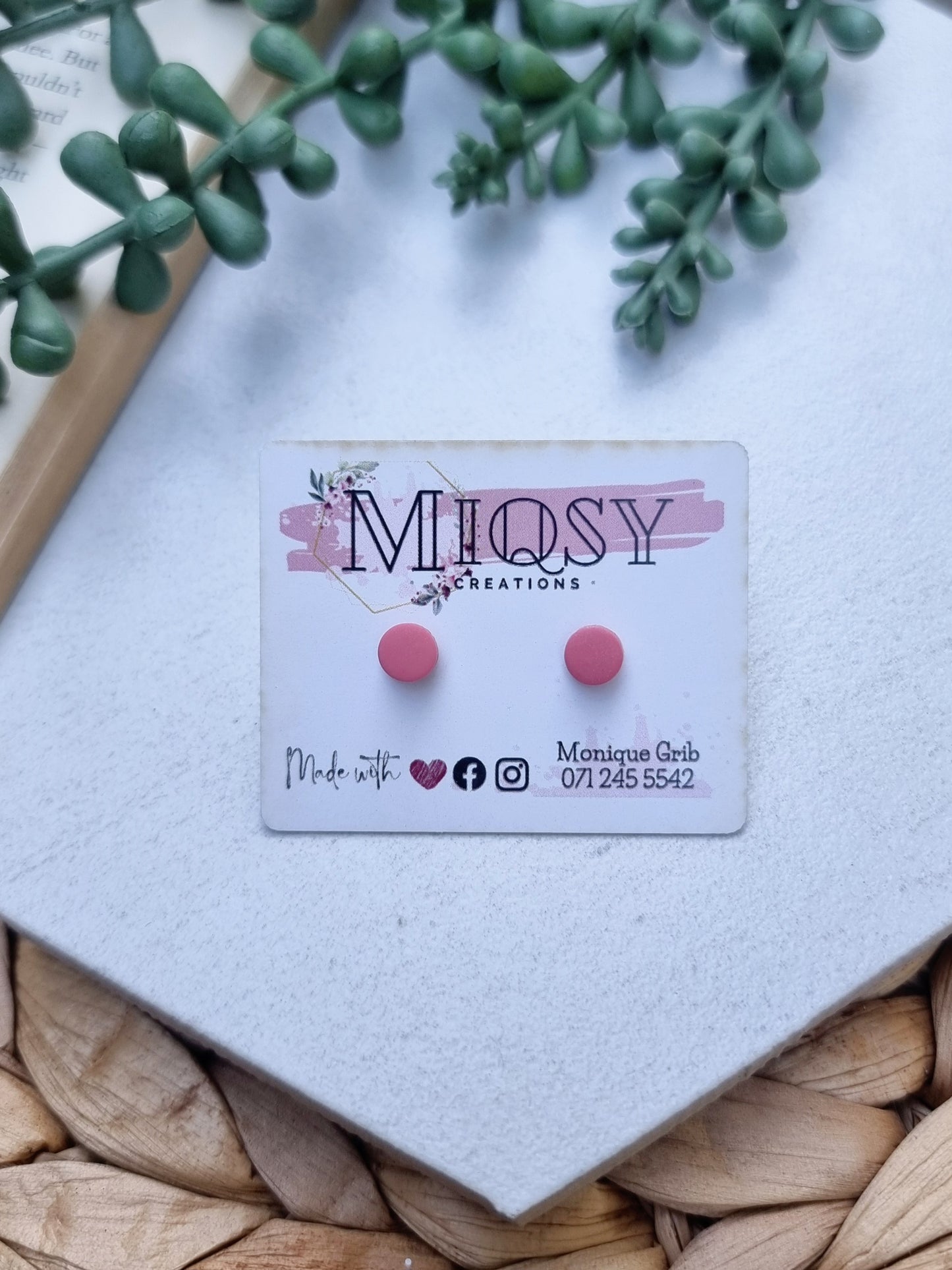 Micro Studs