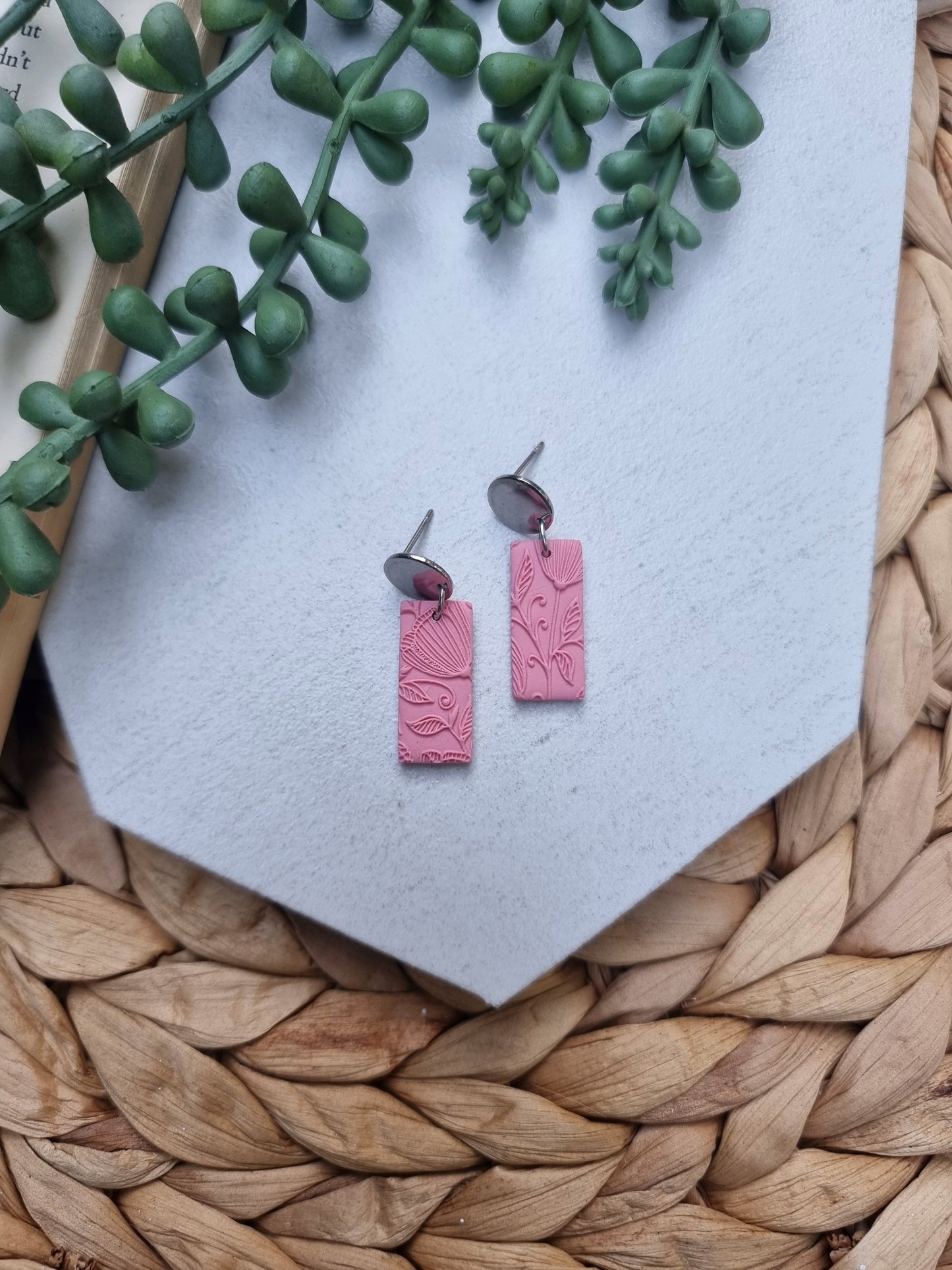 Pink Rectangle Drop