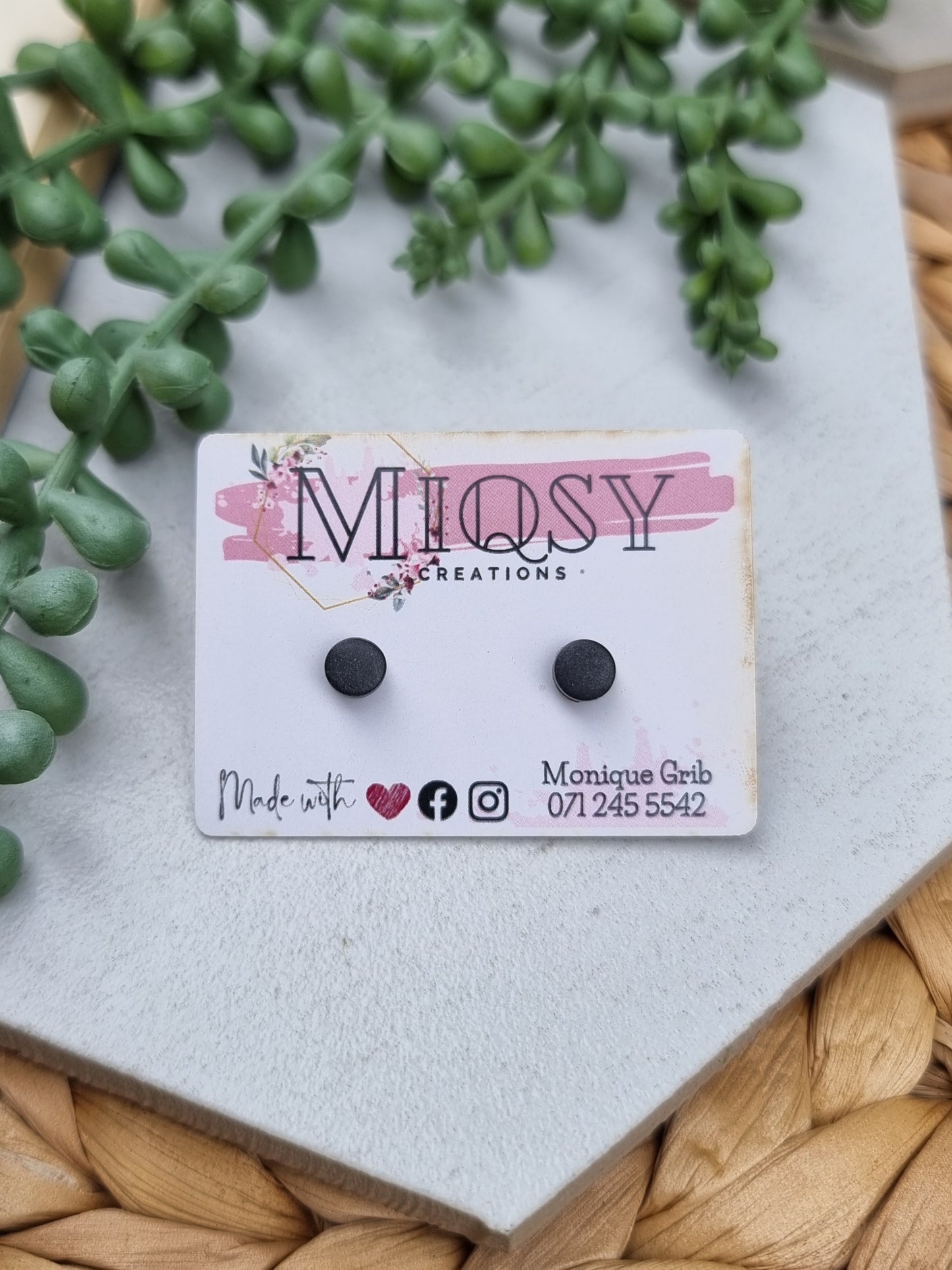 Micro Studs