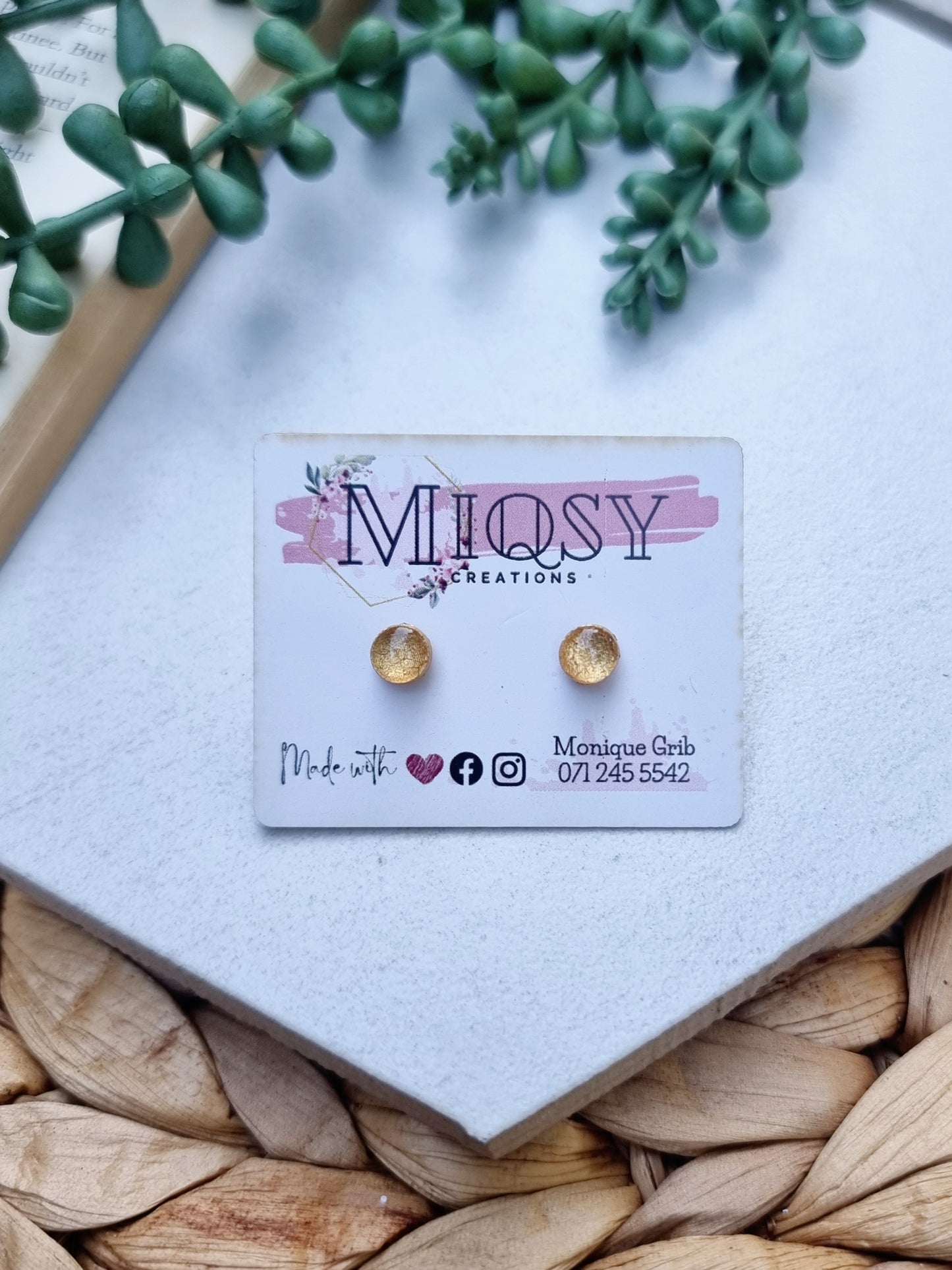 Micro Studs