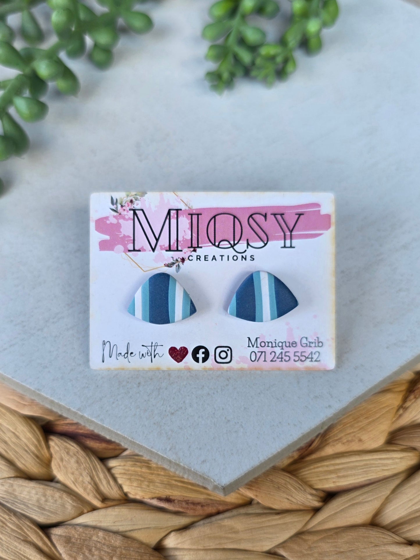 Oceon Line Studs