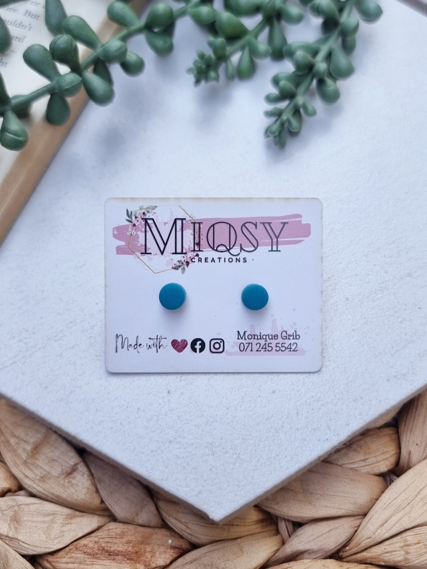 Micro Studs