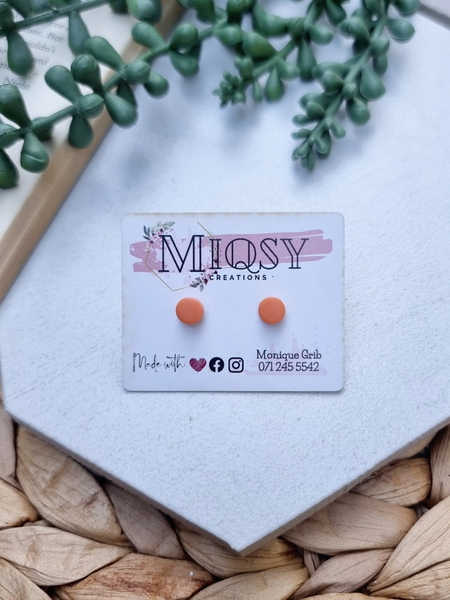 Micro Studs