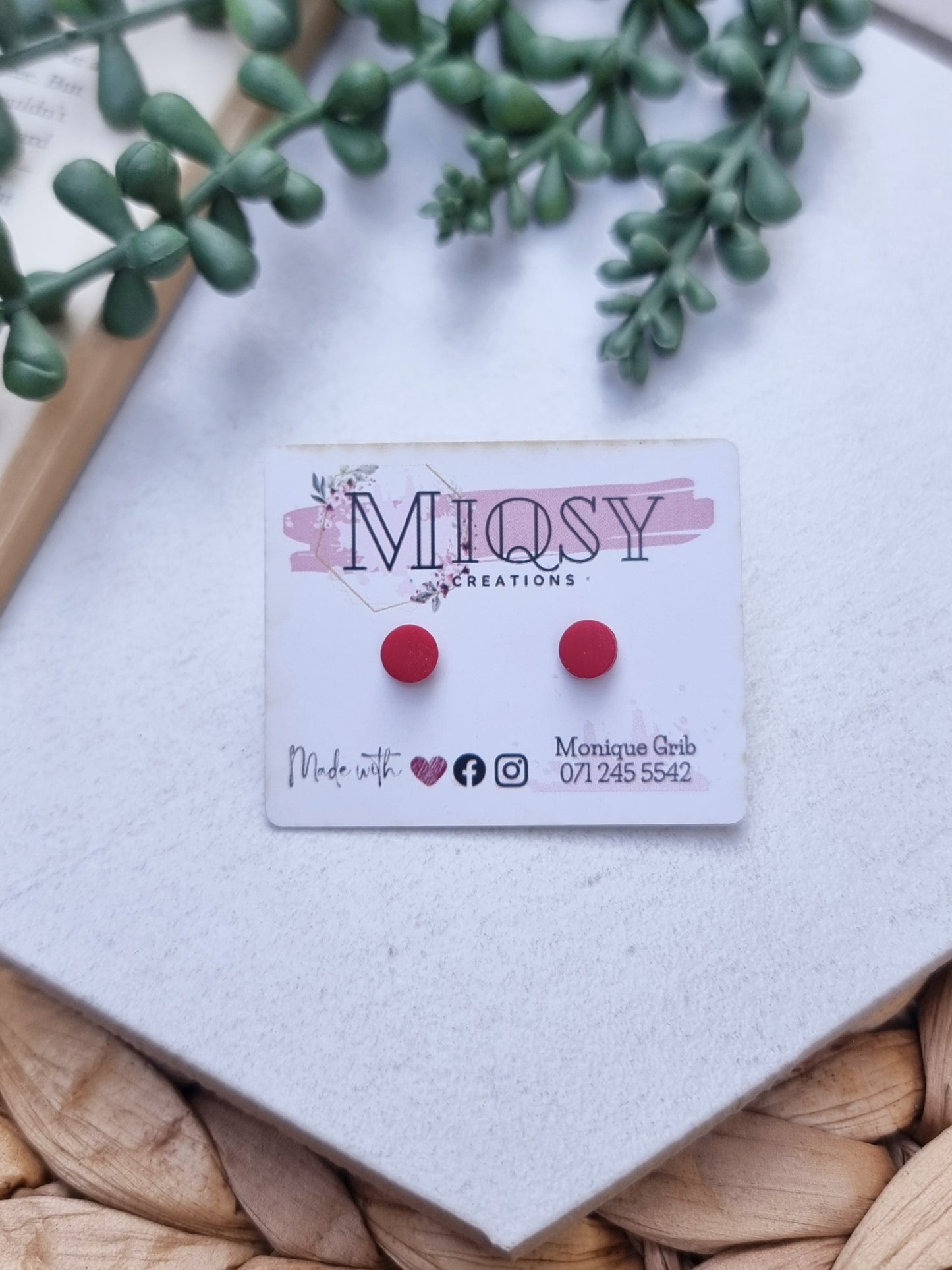 Micro Studs