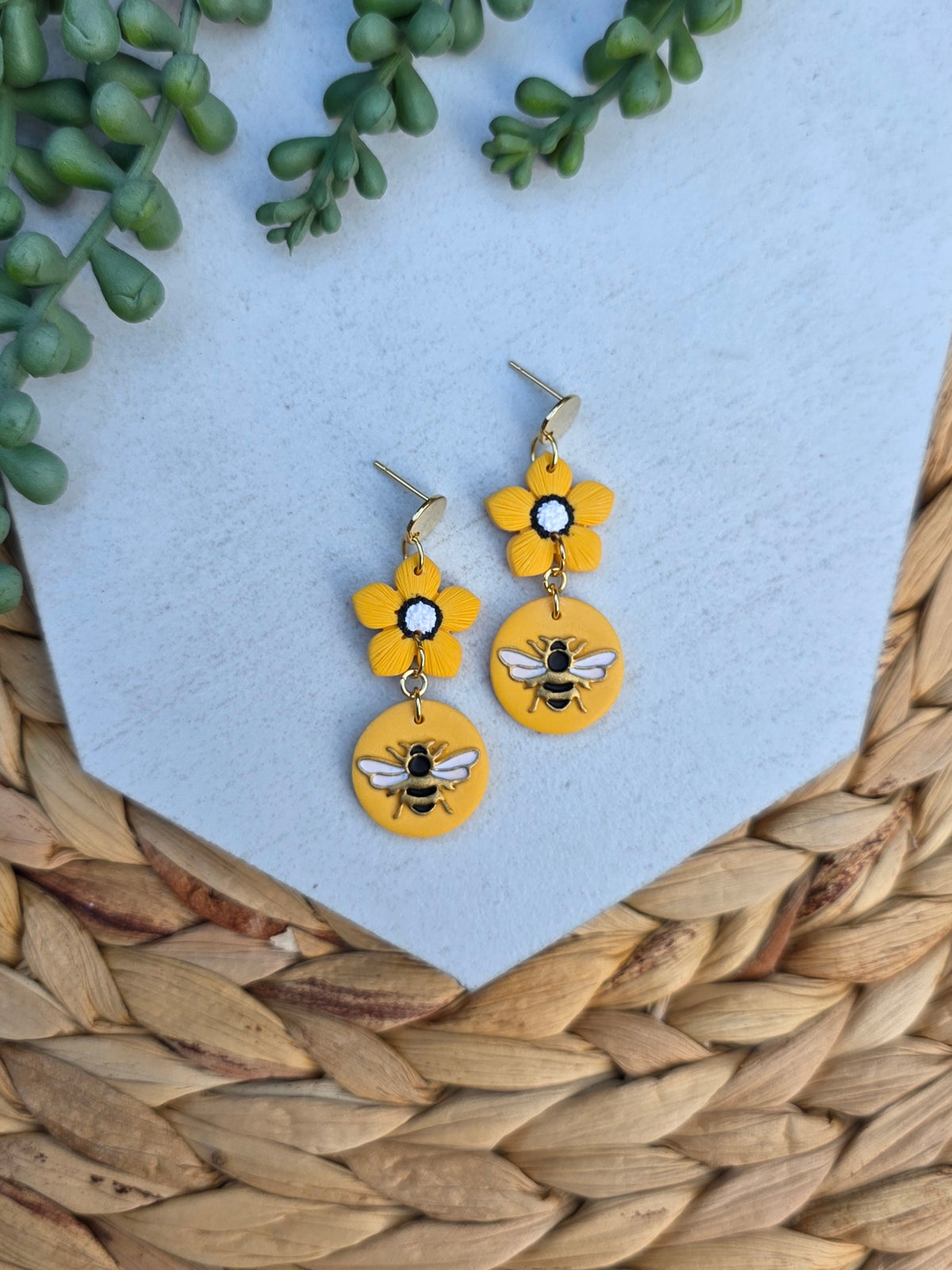 Flower Bee Dangle