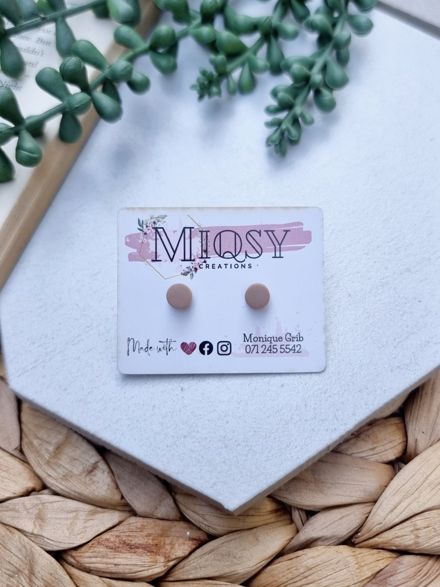 Micro Studs