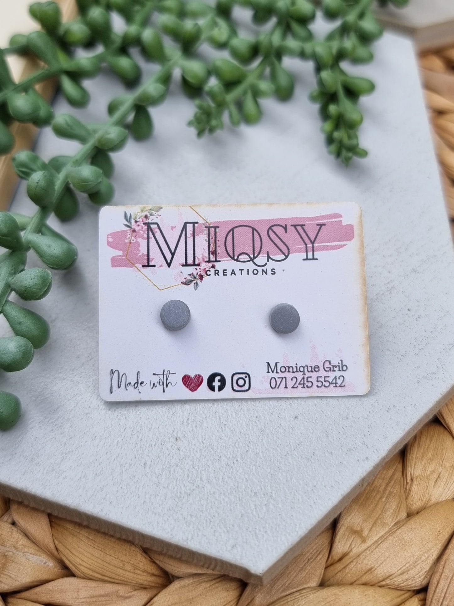 Micro Studs