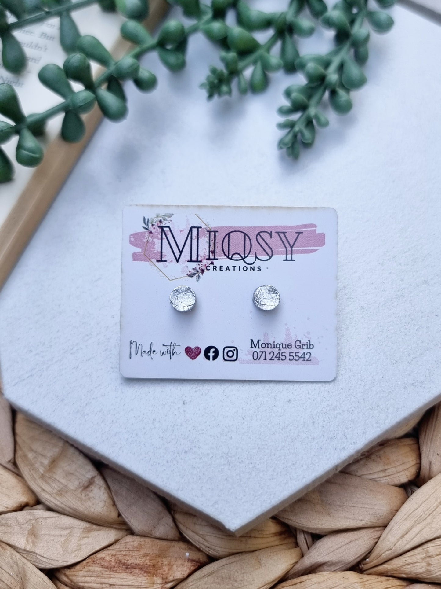 Micro Studs